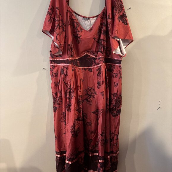 NWT Plus Size BloomChic Maxi Dress Size 6x 30-32W - Picture 1 of 3